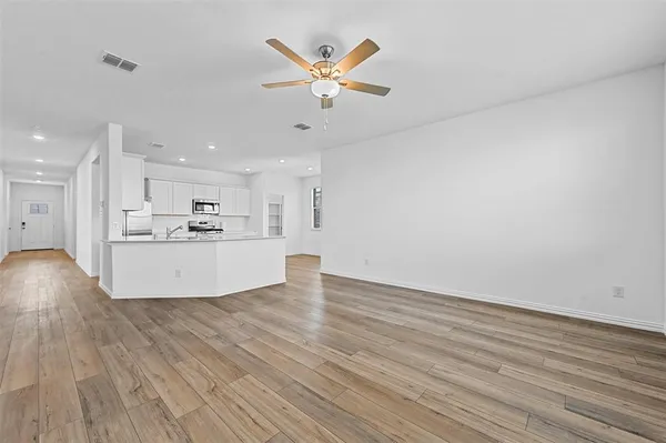 $2,000 | 808 Blackhawk Drive, Princeton, TX 75407