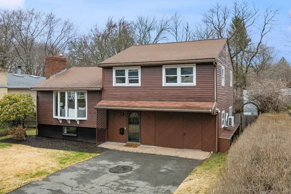 $929,000 | 78 Bayview Road, Marblehead, MA 01945