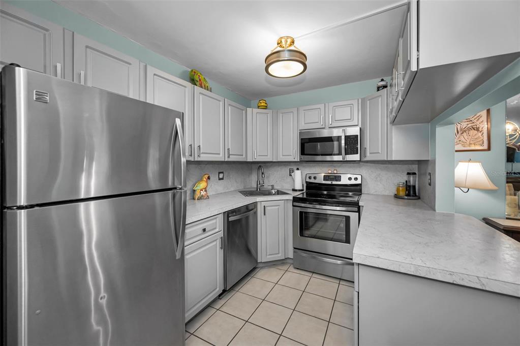 1870 Pine Ridge Way West, Unit G1 Palm Harbor, FL 34684 - Photo 25 of 77