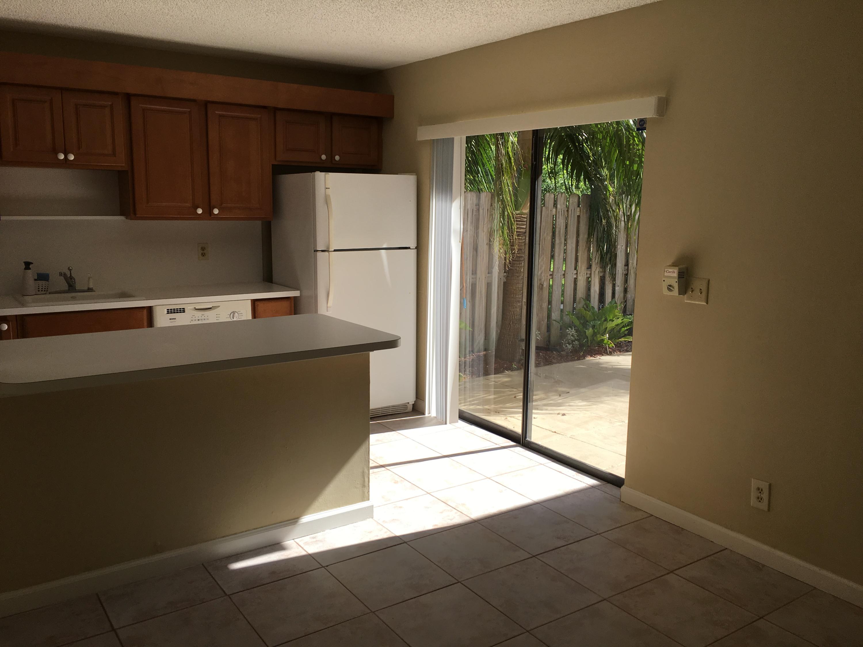 403 Arabian Road Palm Springs, FL 33461 - Photo 25 of 43 IMG_0839
