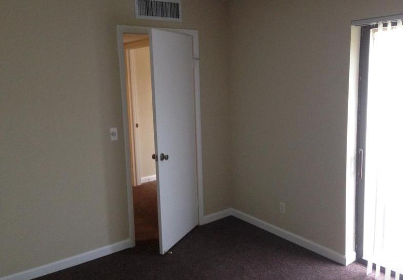 403 Arabian Road Palm Springs, FL 33461 - Photo 33 of 43 Screen Shot 2018-01-20 at 11.55.05 AM