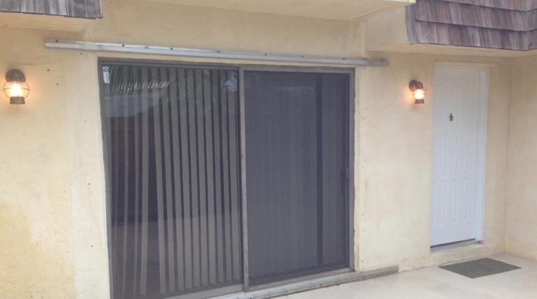403 Arabian Road Palm Springs, FL 33461 - Photo 8 of 43 Screen Shot 2018-01-20 at 11.34.19 AM
