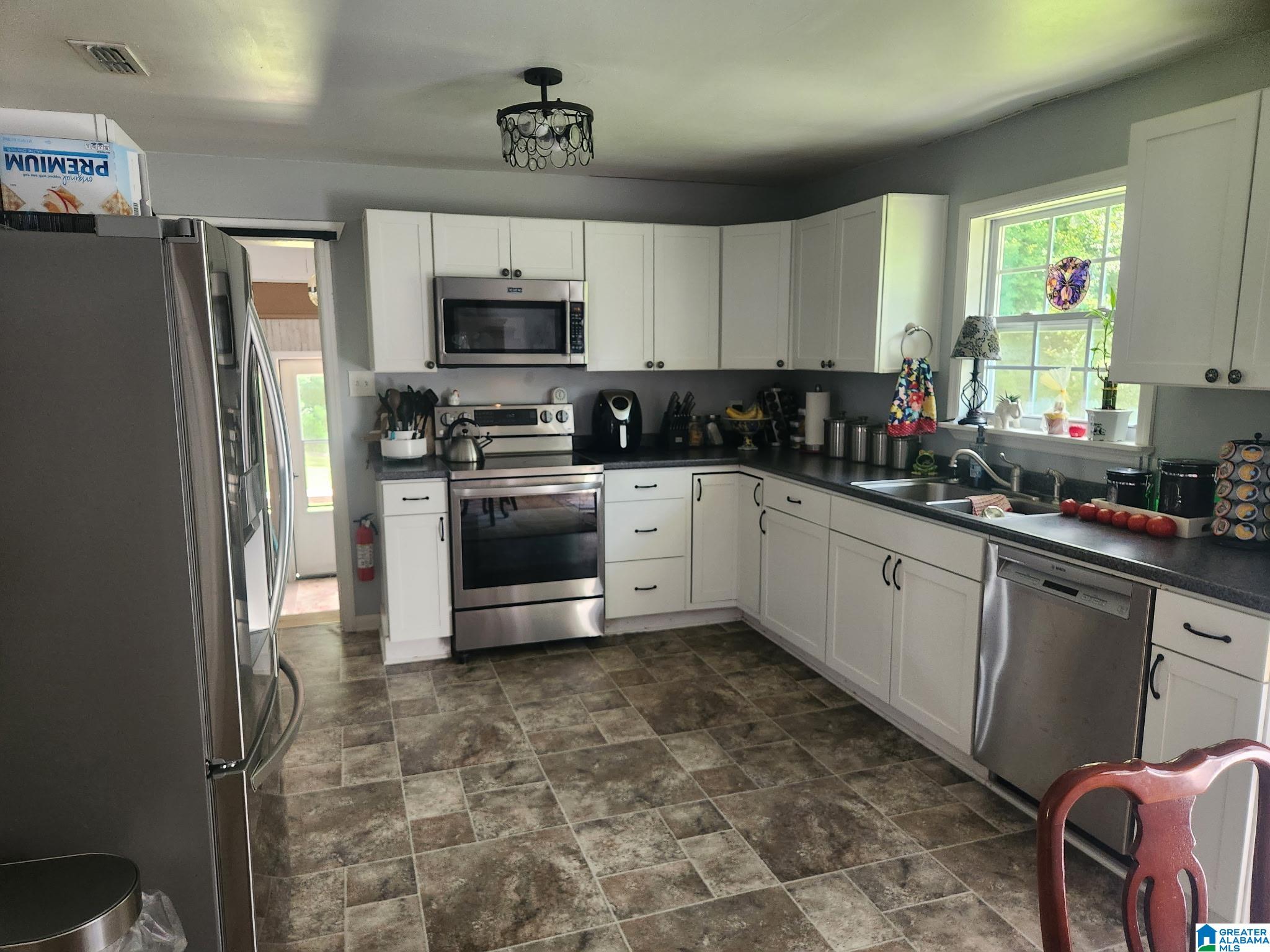4426 Hamilton Mountain Road Blountsville, AL 35031 - Photo 6 of 25