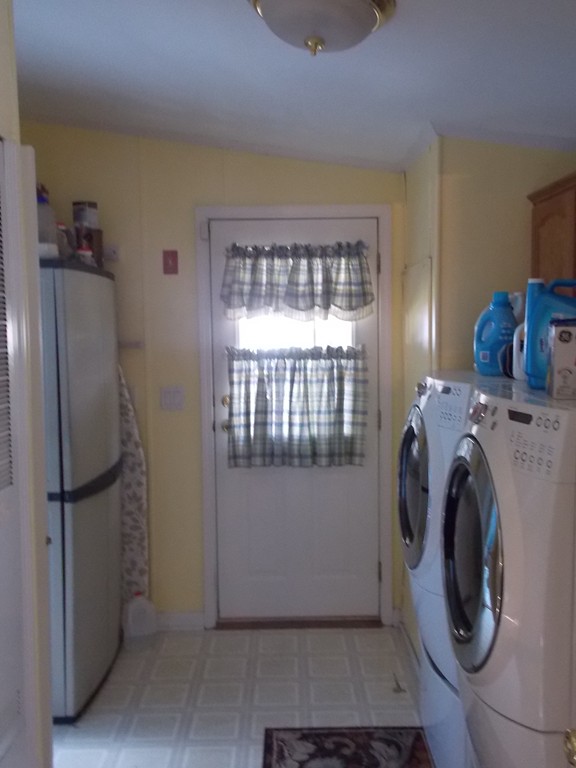 16 Amber Way Raynham, MA 02767 - Photo 14 of 22 Gallery Image 14
