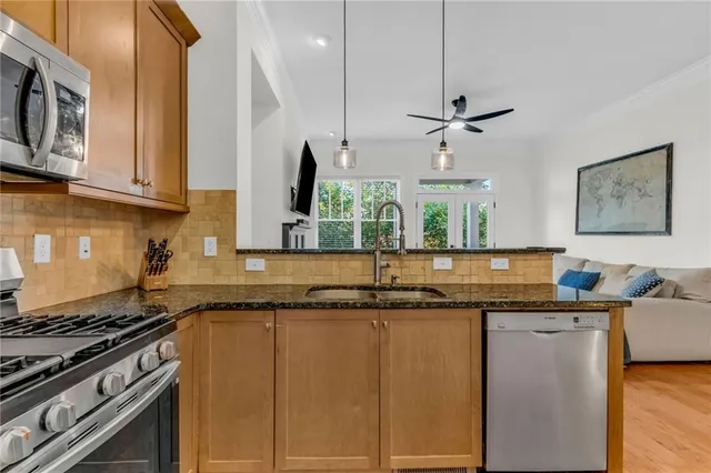 $575,000 | 218 Marion Place Northeast, Atlanta, GA 30307