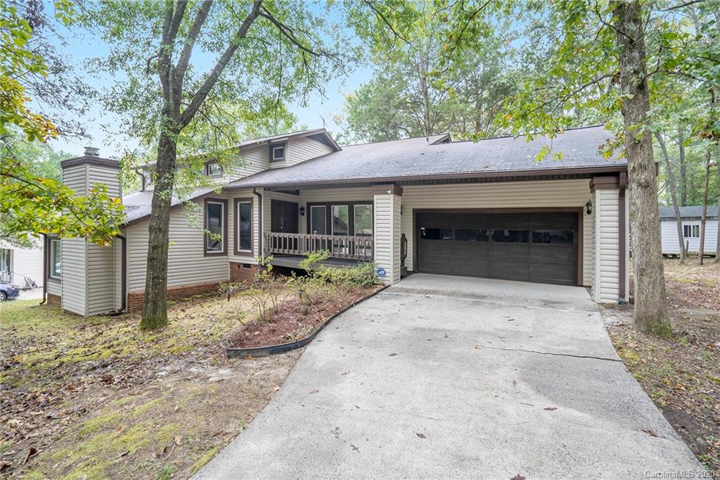 7804 Robin Crest Road Charlotte, NC 28226 - Photo 1 of 31 Gallery Image 1