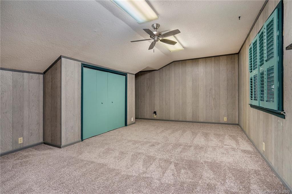 7804 Robin Crest Road Charlotte, NC 28226 - Photo 16 of 31 Gallery Image 16
