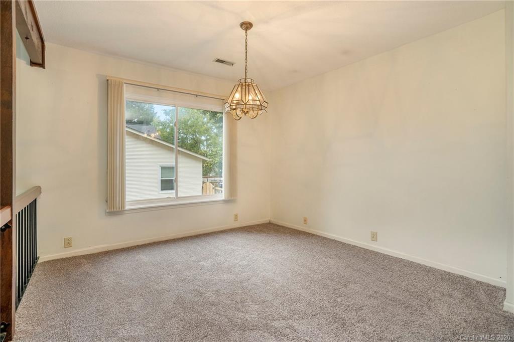 7804 Robin Crest Road Charlotte, NC 28226 - Photo 21 of 31 Gallery Image 21