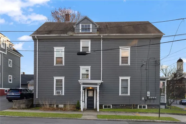 $319,000 | 377 Hope Street, Unit 3, Providence, RI 02906