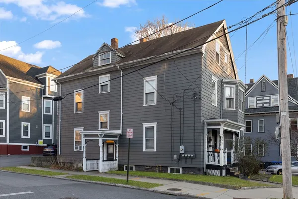 $319,000 | 377 Hope Street, Unit 3, Providence, RI 02906