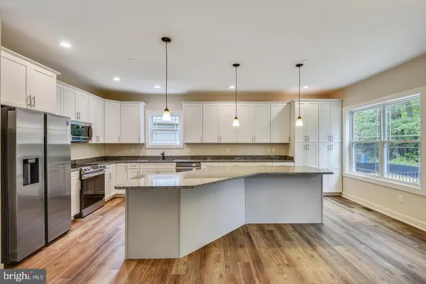$674,900 | 13 Luke Drive, Pasadena, MD 21122