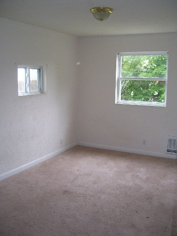 2403 North Lily Road Spokane Valley, WA 99212 - Photo 4 of 8 Gallery Image 4