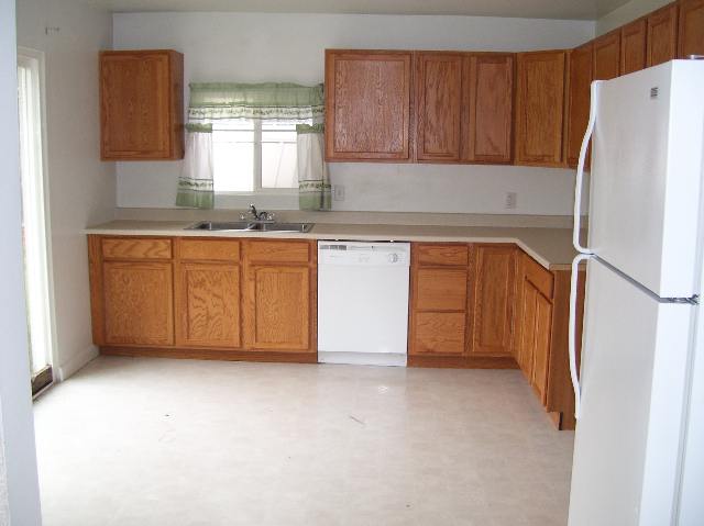 2403 North Lily Road Spokane Valley, WA 99212 - Photo 6 of 8 Gallery Image 6