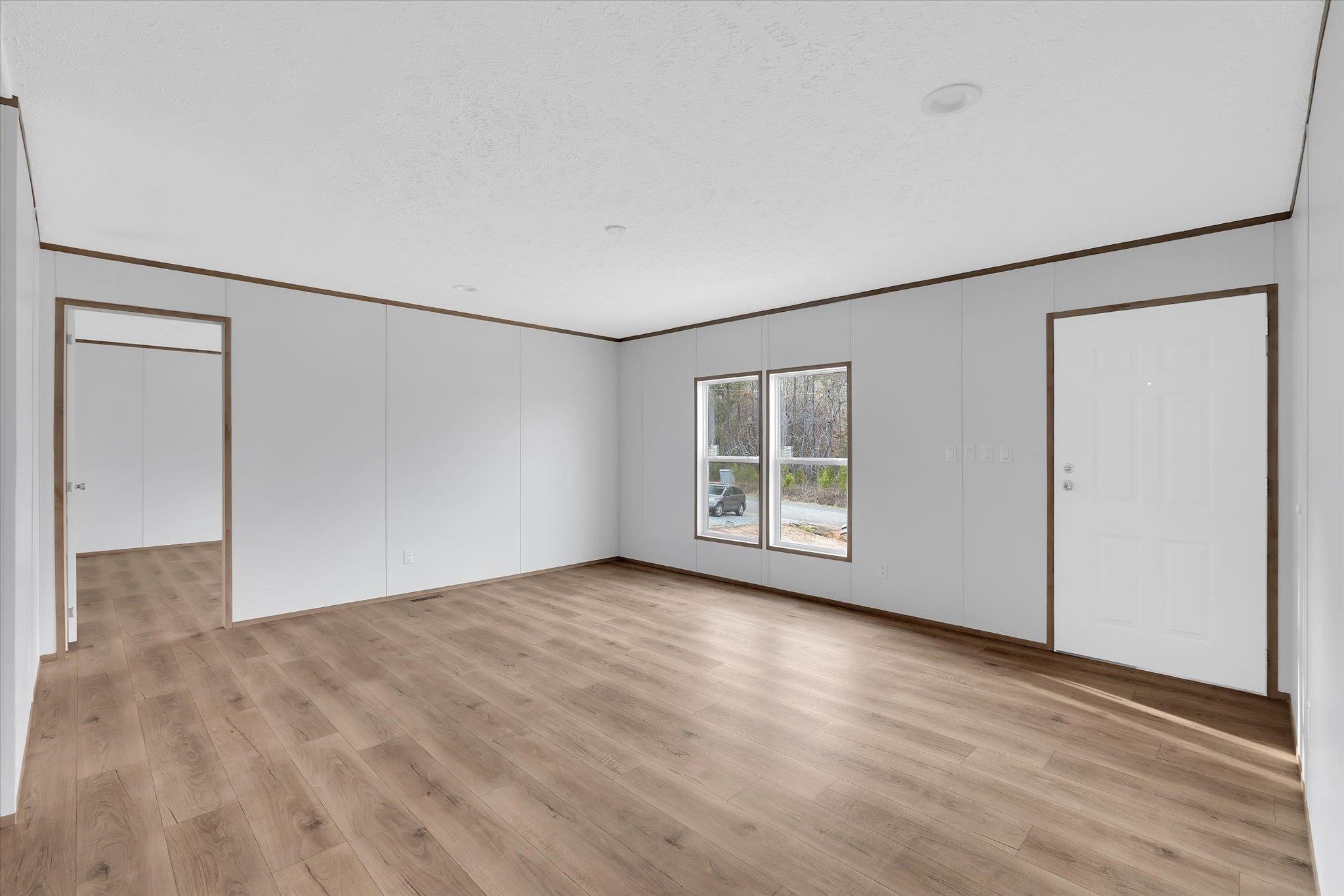 715 Bill Pearson Road Woodruff, SC 29388 - Photo 6 of 26