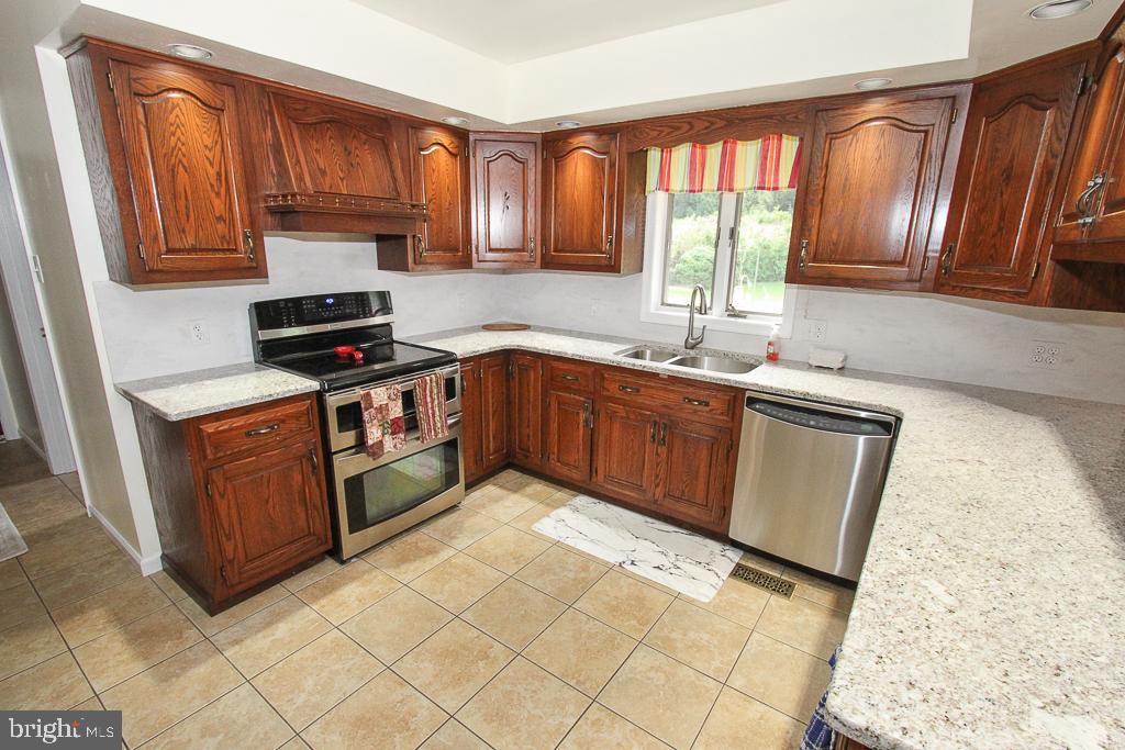 6 Marburger Road Oley, PA 19547 - Photo 6 of 47 Gallery Image 6