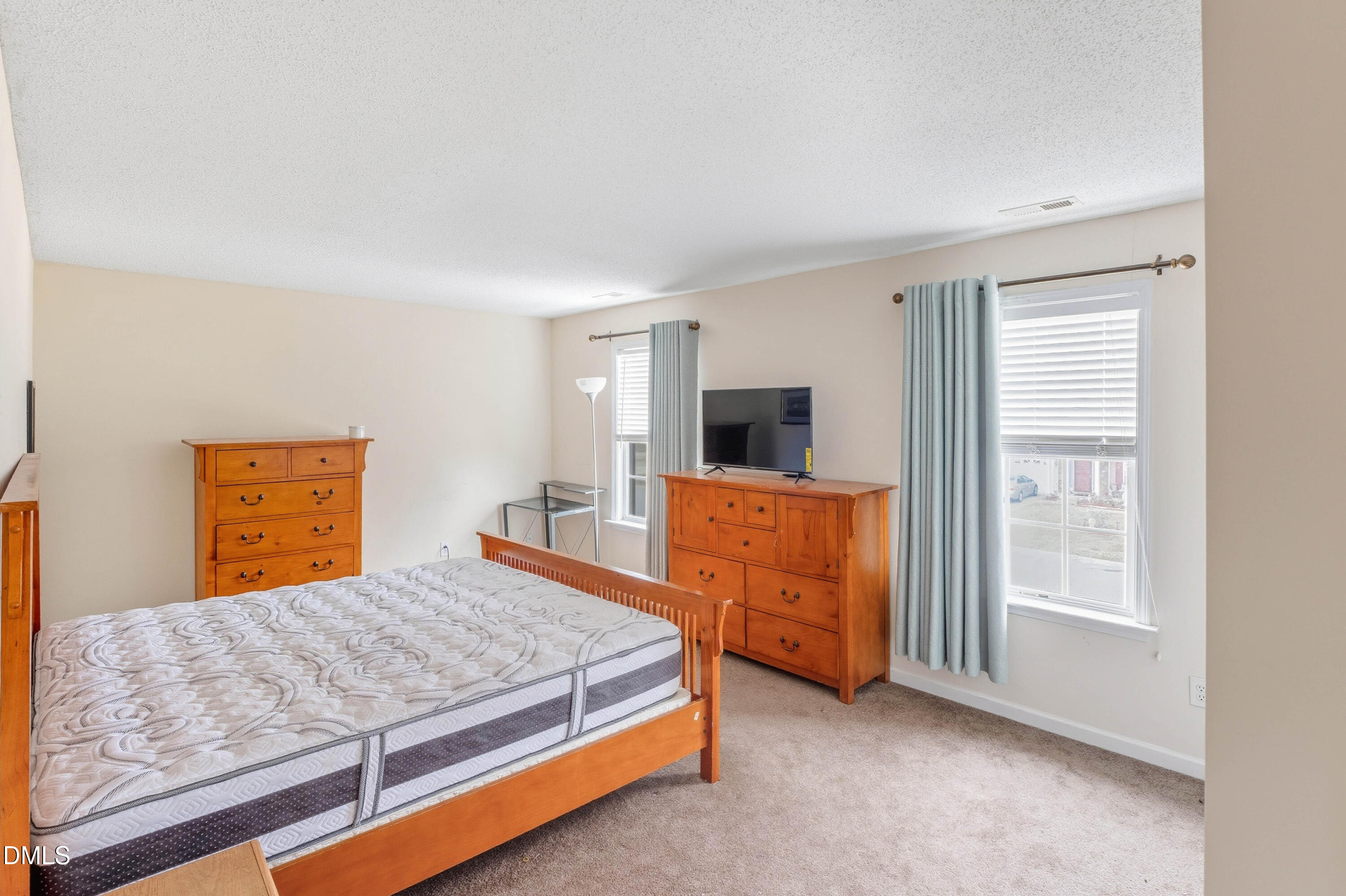 4214 Cardinal Grove Boulevard Raleigh, NC 27616 - Photo 11 of 21 DSC02853-HDR