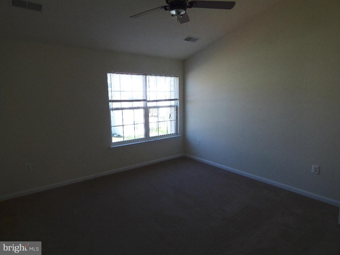 Bedroom (Master)