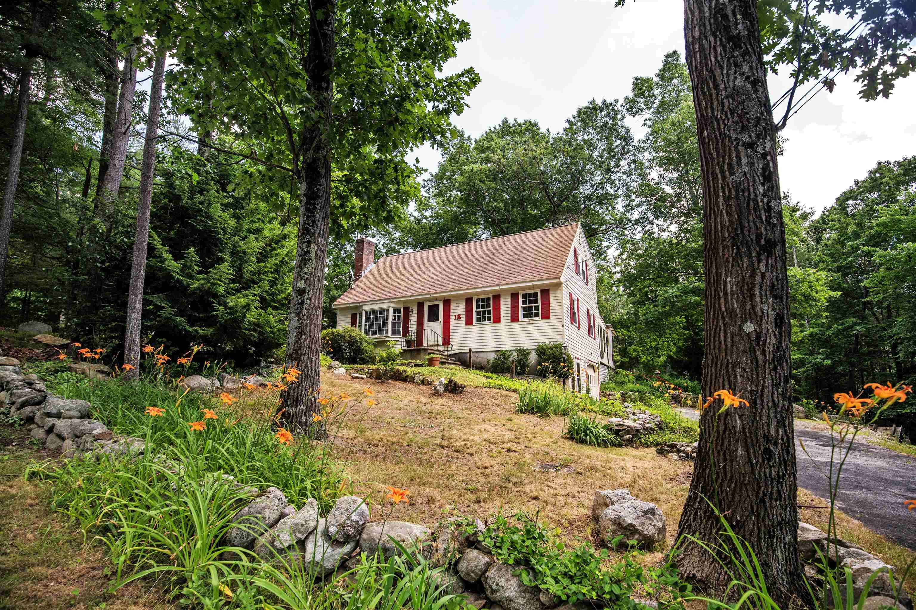 12 Bartley Hill Road Londonderry, NH 03053 - Photo 1 of 38 Gallery Image 1