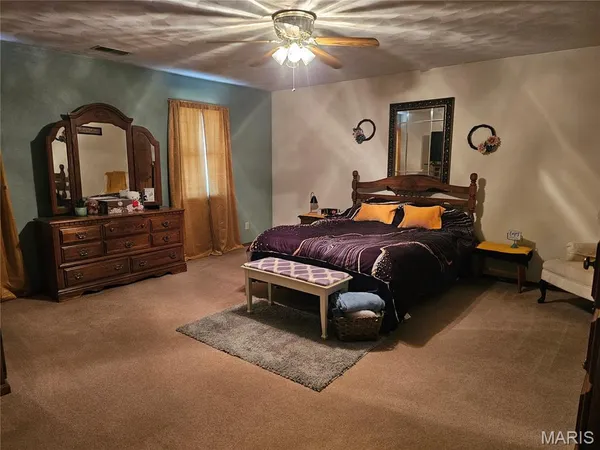 $275,000 | 708 Walnut Street, Steeleville, IL 62288