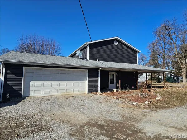 $275,000 | 708 Walnut Street, Steeleville, IL 62288