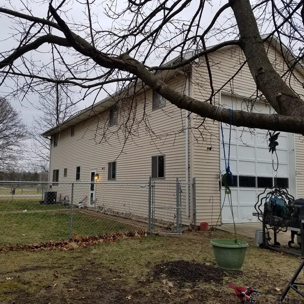 52226 Laurel Road South Bend, IN 46637 - Photo 16 of 21 Gallery Image 16