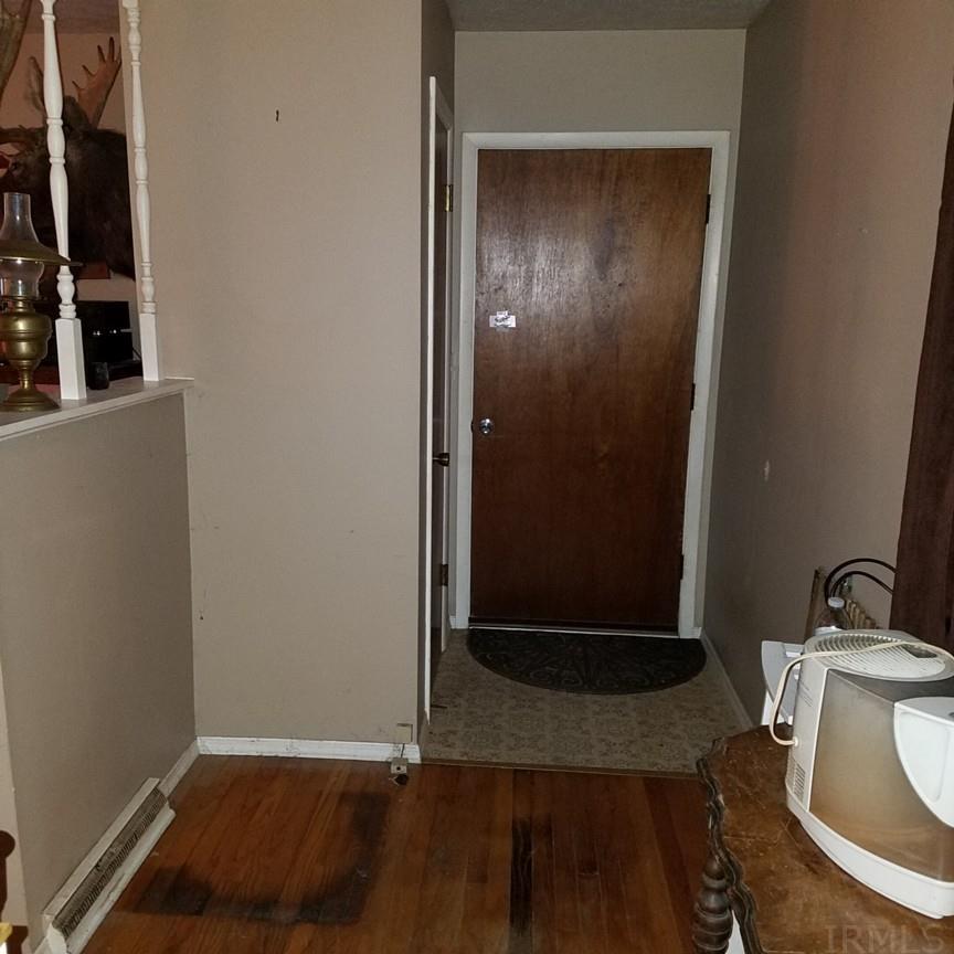 52226 Laurel Road South Bend, IN 46637 - Photo 6 of 21 Gallery Image 6