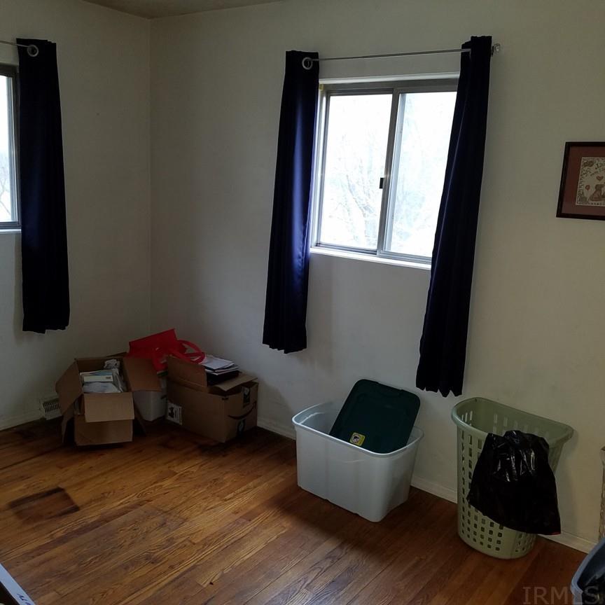 52226 Laurel Road South Bend, IN 46637 - Photo 10 of 21 Gallery Image 10