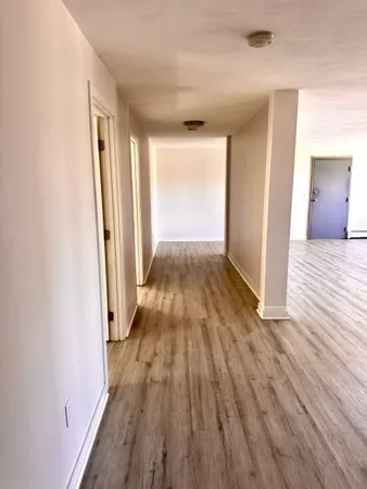 $2,350 | 60 Washington Street, Unit 3, Bristol, RI 02809