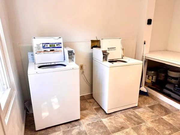 $2,350 | 60 Washington Street, Unit 3, Bristol, RI 02809