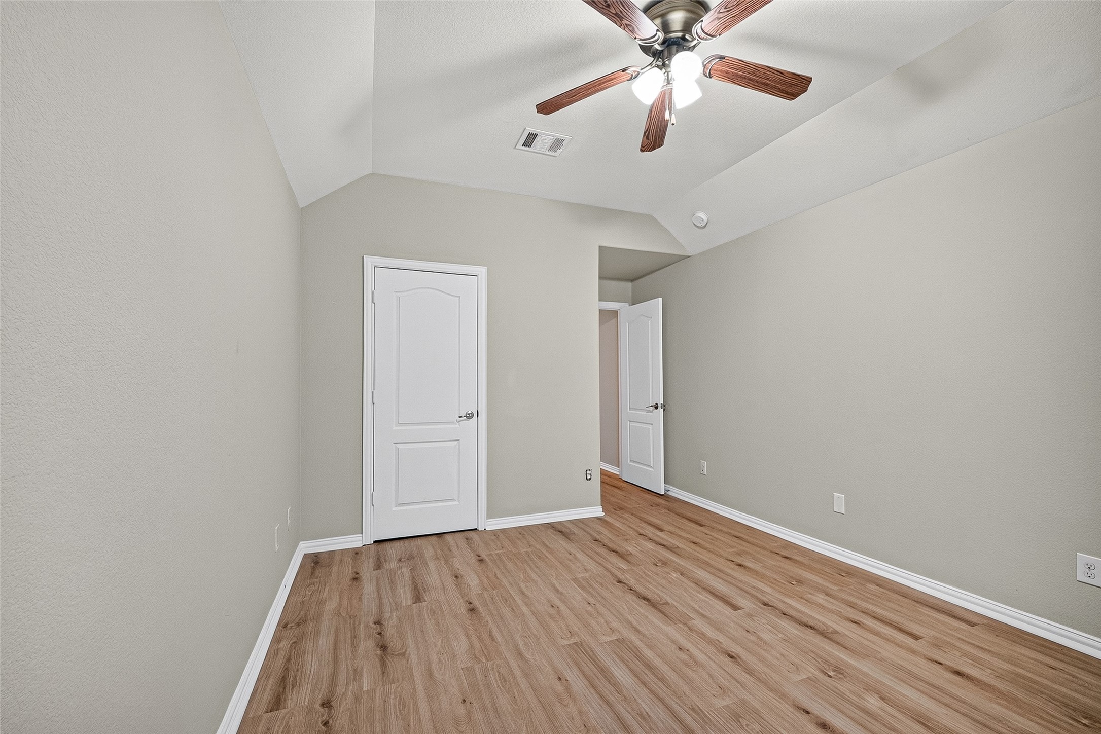 10015 Chase Court Baytown, TX 77521 - Photo 41 of 49