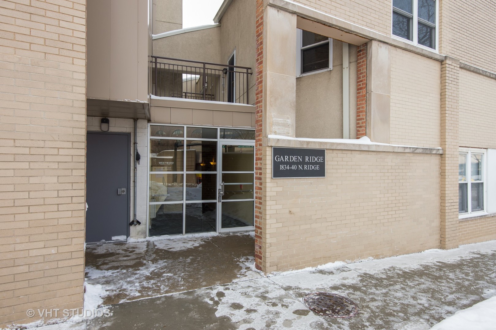 1834 Ridge Avenue, Unit 128 Evanston, IL 60201 - Photo 1 of 9 a view of front door