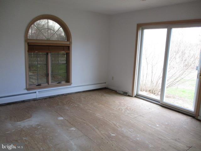 6631 Carlisle Road Dover, PA 17315 - Photo 4 of 14