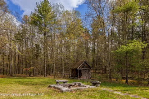 $1,195,000 | 115 Bellwood Lane, Saugerties, NY 12477