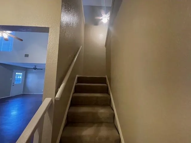 $2,200 | 1226 West Hudgins Street, Grapevine, TX 76051