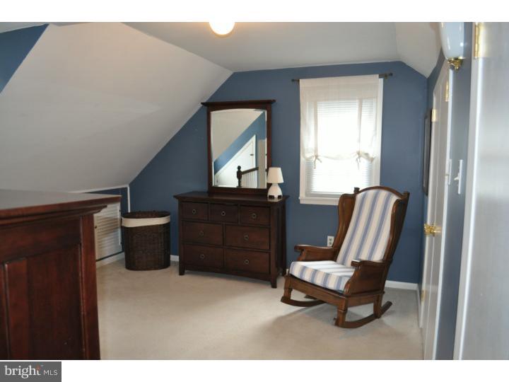 229 Overlook Road Ambler, PA 19002 - Photo 12 of 25 Gallery Image 12