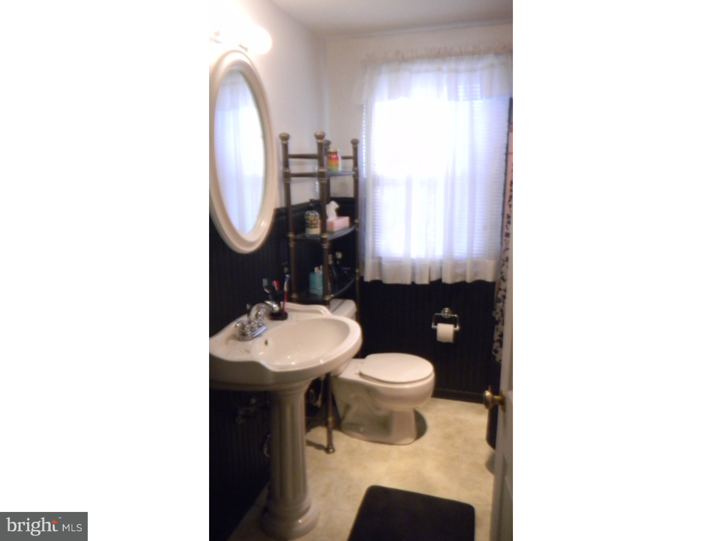 2330 Edwards Road Abington, PA 19001 - Photo 11 of 25 Gallery Image 11
