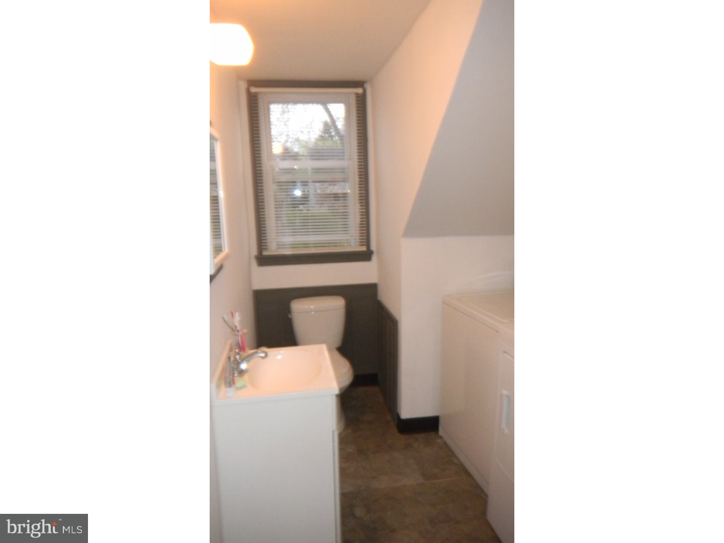 2330 Edwards Road Abington, PA 19001 - Photo 17 of 25 Gallery Image 17