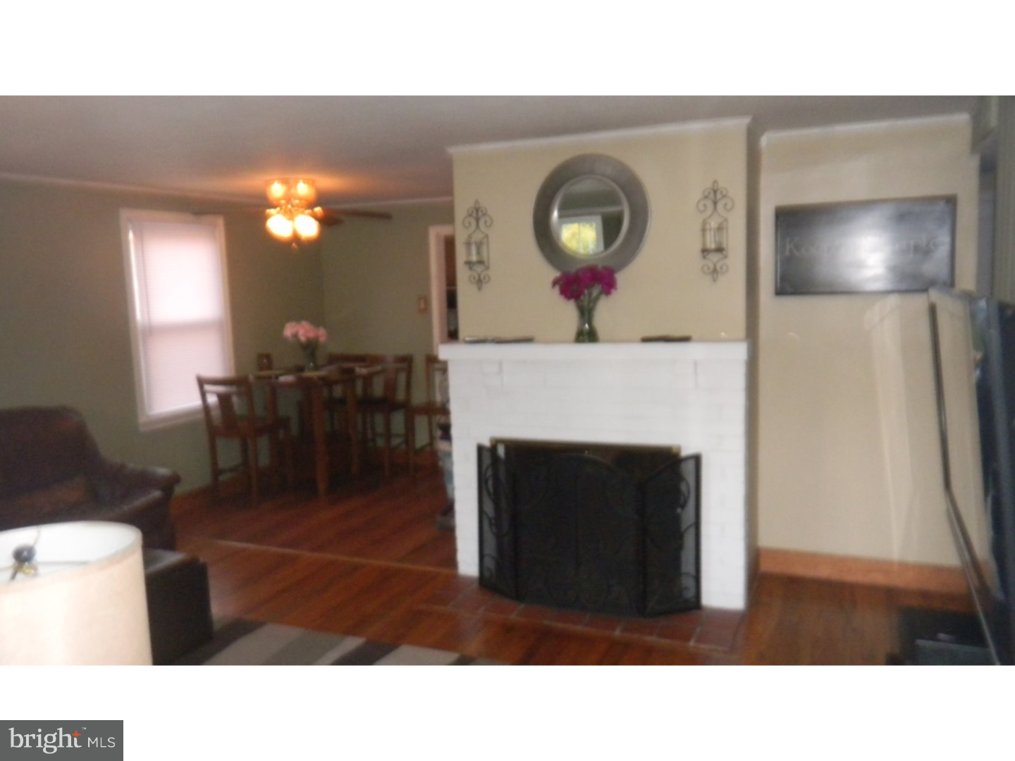 2330 Edwards Road Abington, PA 19001 - Photo 5 of 25 Gallery Image 5