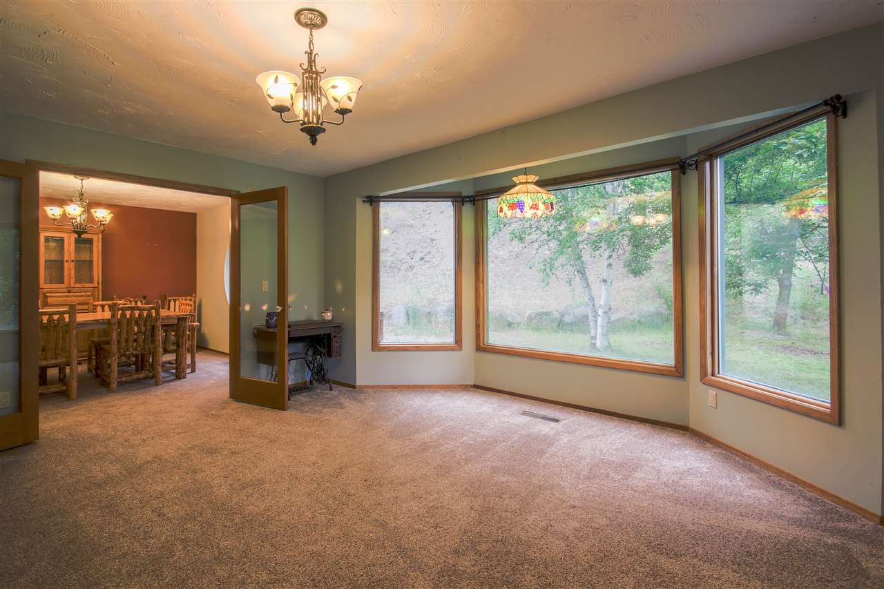 4228 North Gordon Road Spokane, WA 99224 - Photo 2 of 20