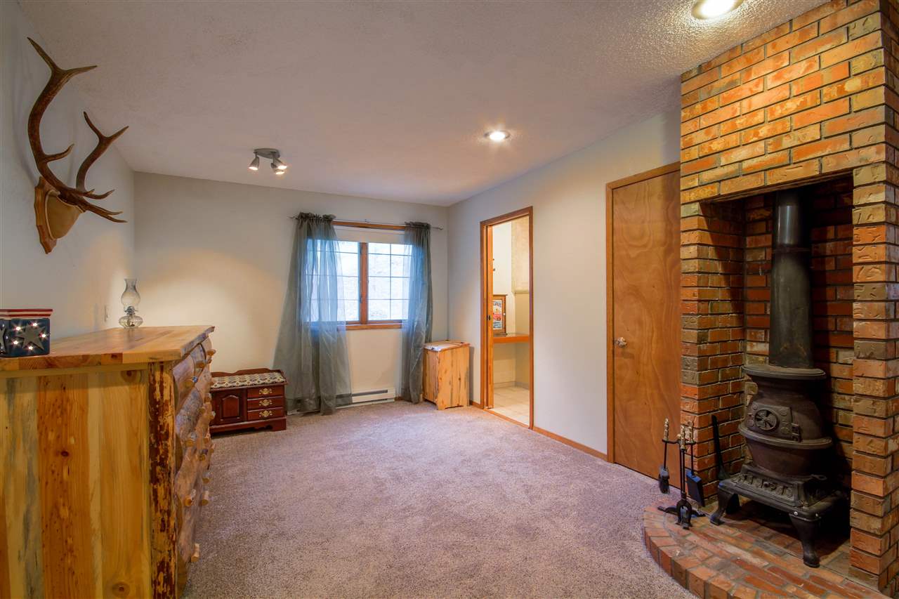 4228 North Gordon Road Spokane, WA 99224 - Photo 3 of 20