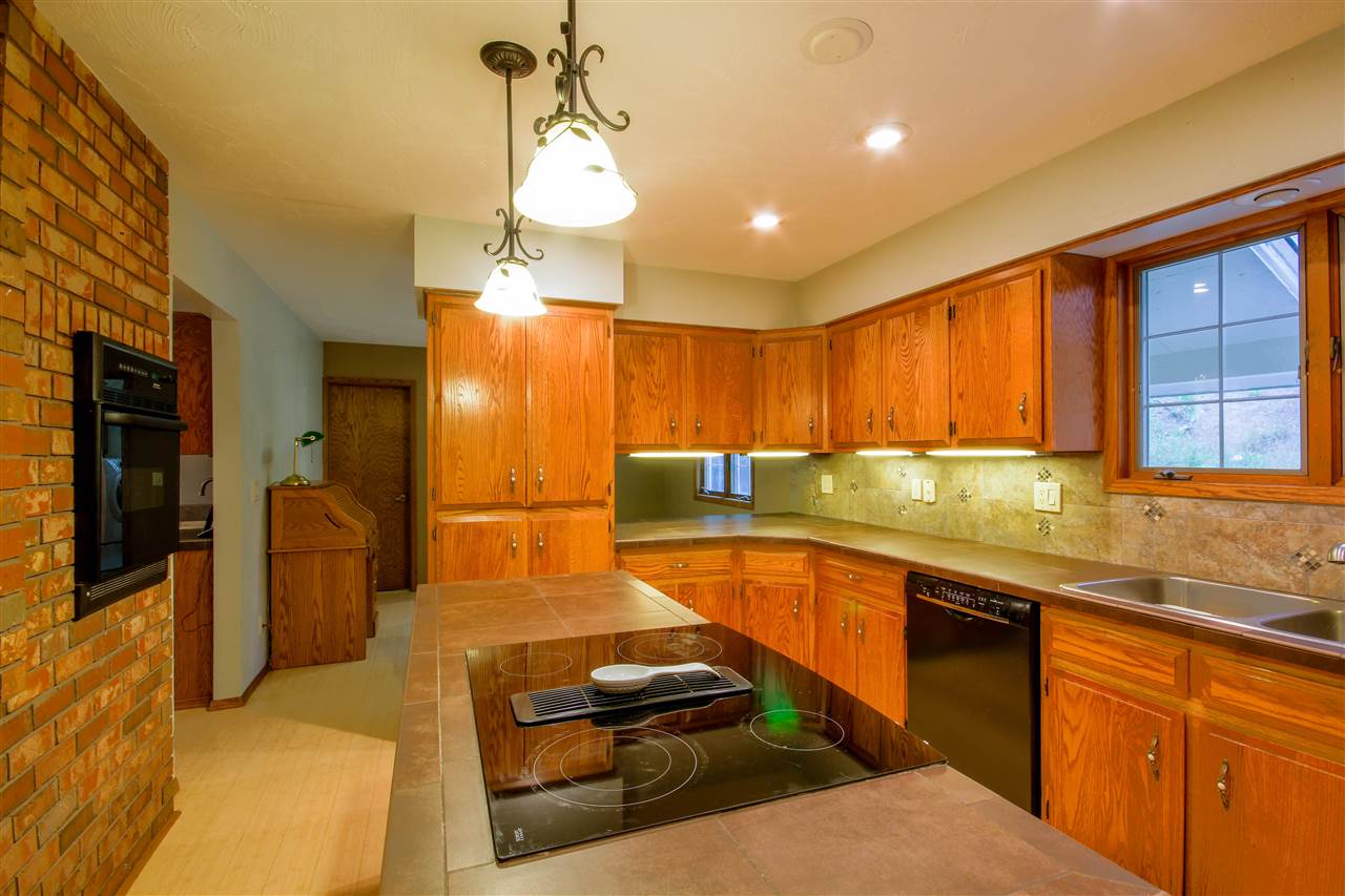 4228 North Gordon Road Spokane, WA 99224 - Photo 4 of 20