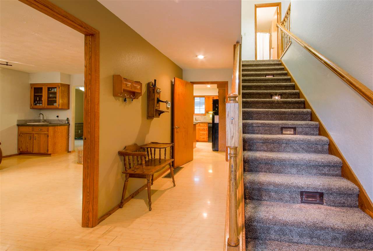 4228 North Gordon Road Spokane, WA 99224 - Photo 7 of 20