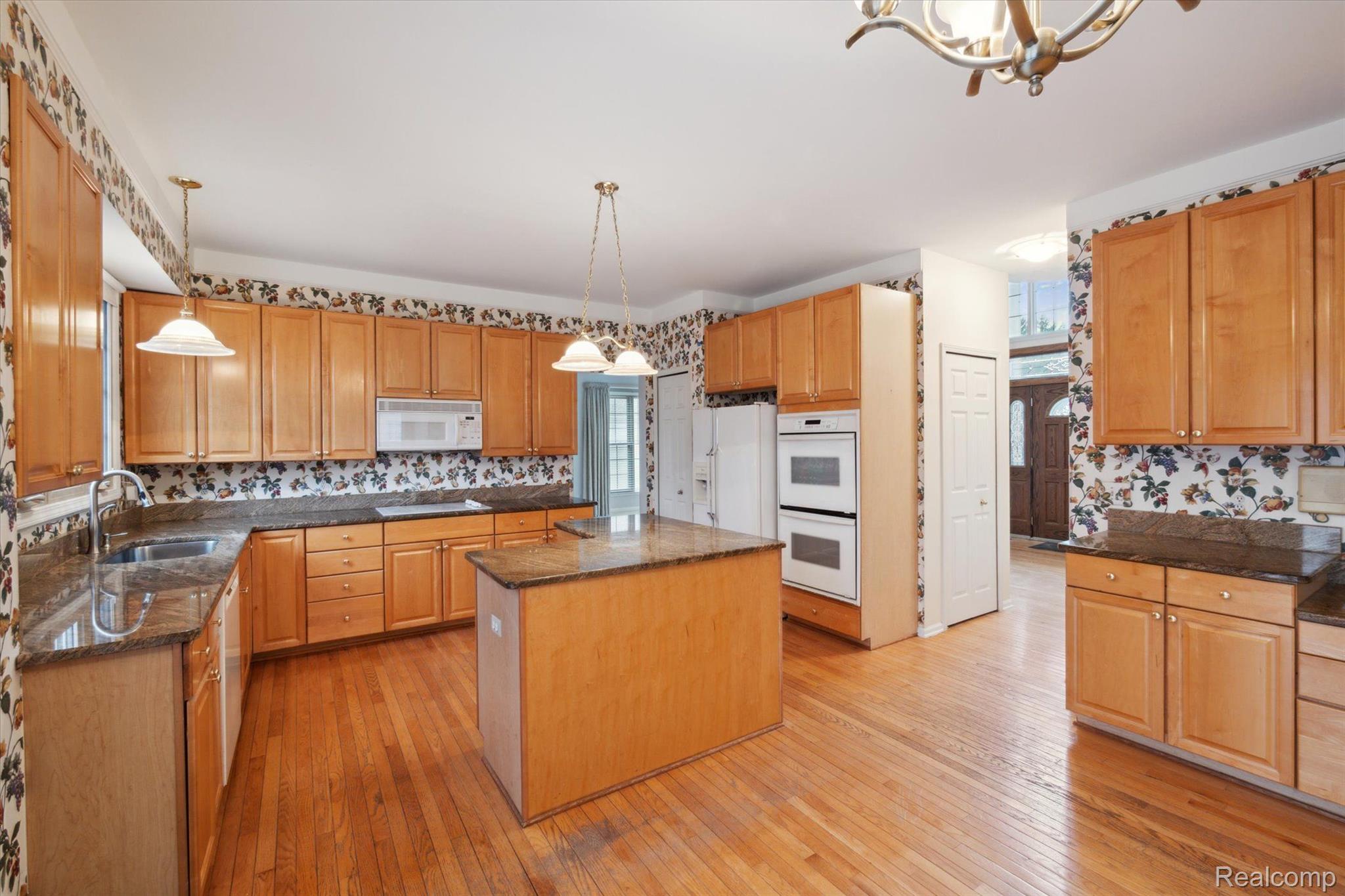 7101 Poppleton Road Canton, MI 48187 - Photo 18 of 51 Gallery Image 18