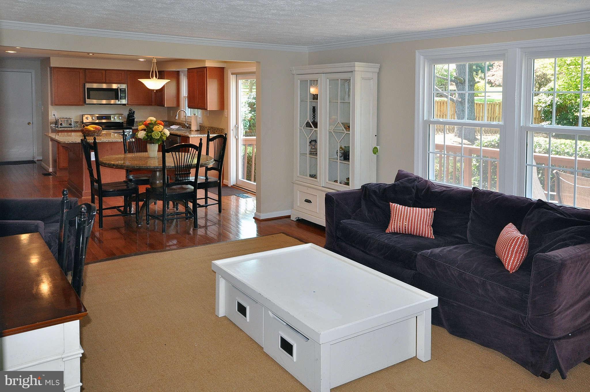 1150 Riva Ridge Drive Great Falls, VA 22066 - Photo 2 of 20 Family Room