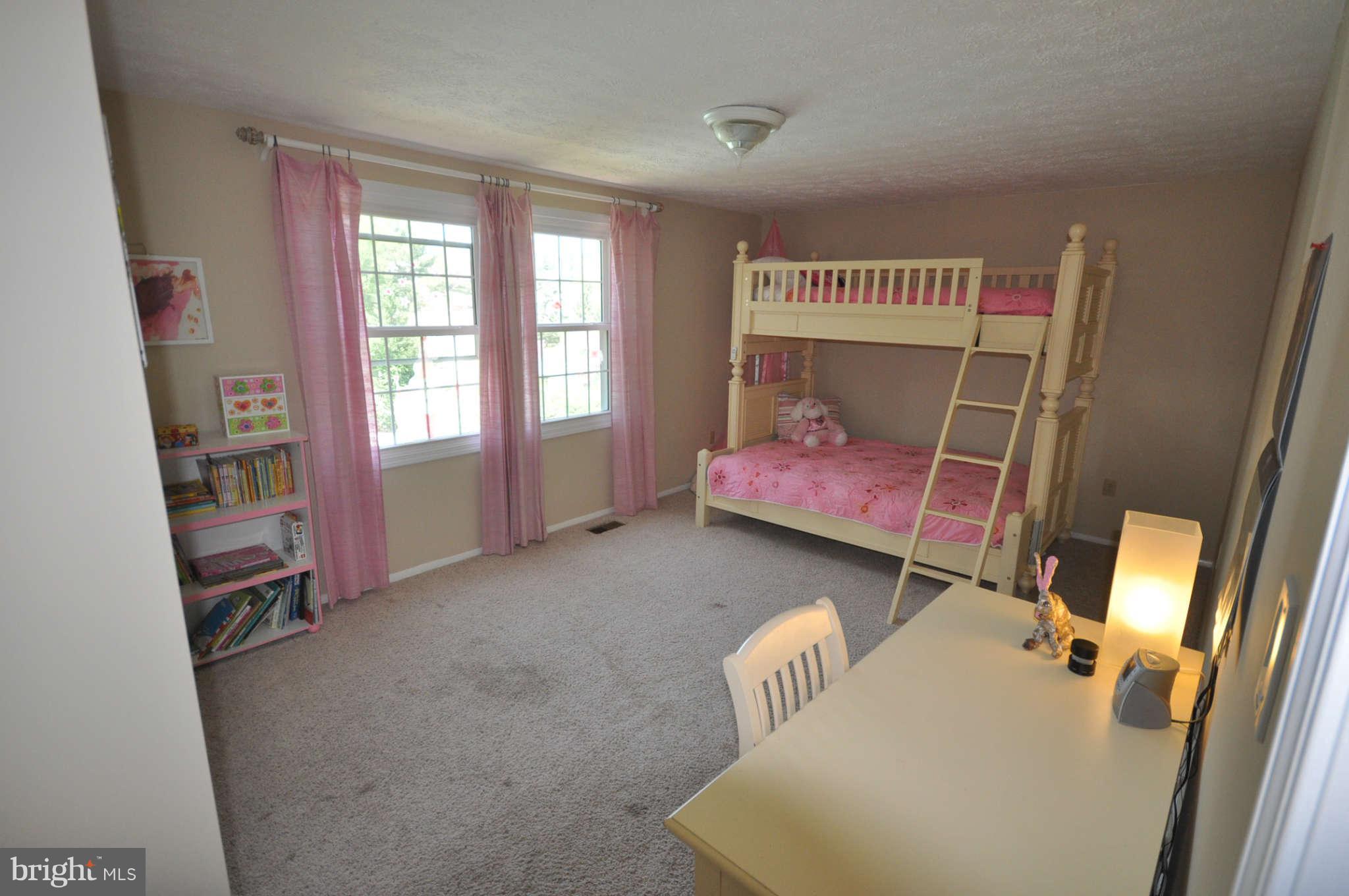 1150 Riva Ridge Drive Great Falls, VA 22066 - Photo 11 of 20 Bedroom