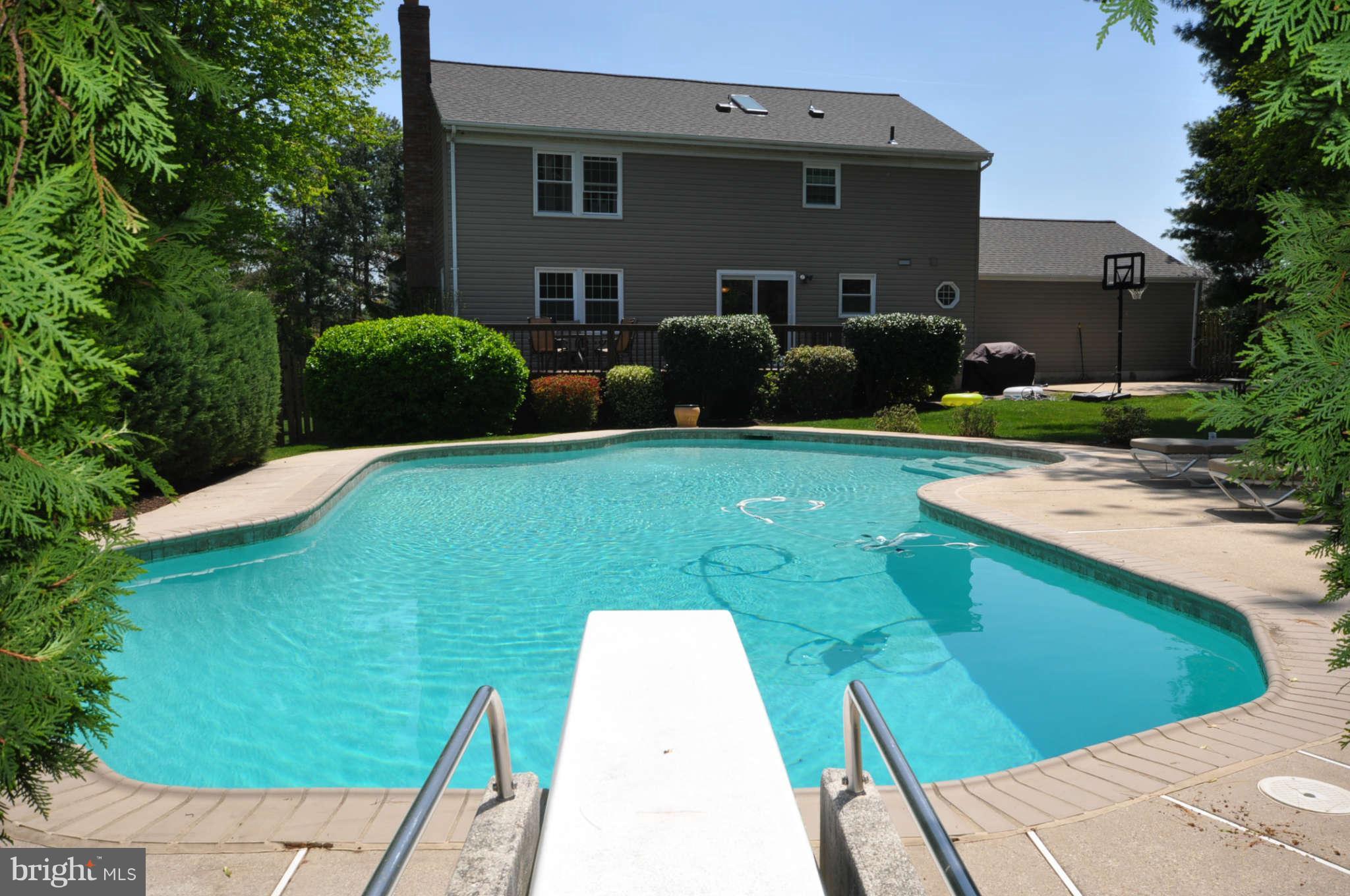 1150 Riva Ridge Drive Great Falls, VA 22066 - Photo 18 of 20 Exterior (Rear)