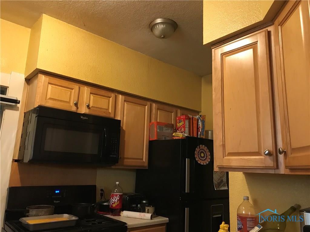1434 Sabra Road Toledo, OH 43612 - Photo 5 of 9 Gallery Image 5