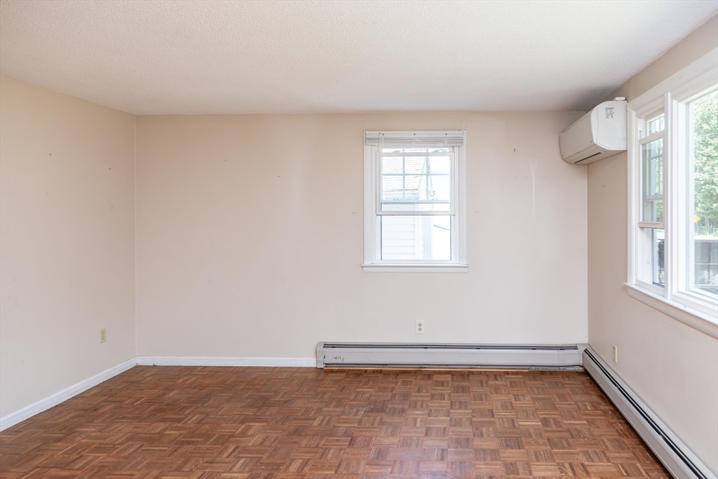 67 Hillside Road Montague, MA 01351 - Photo 4 of 26