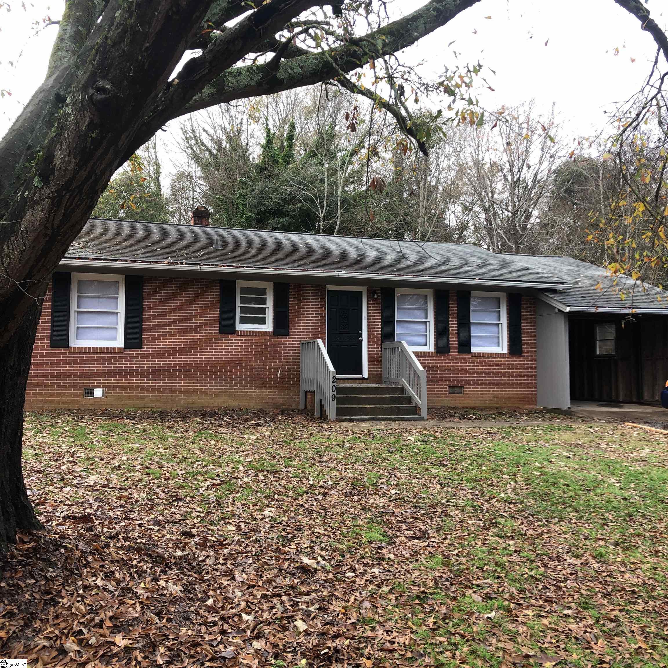 209 Eskew Circle Anderson, SC 29621 - Photo 1 of 10 Gallery Image 1