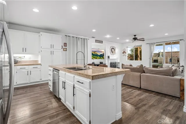 $549,990 | 4048 West Ave J 9, Lancaster, CA 93536